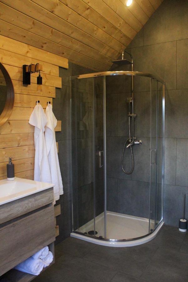 Hiska-Glamping Hotel Ajdovščina Екстериор снимка