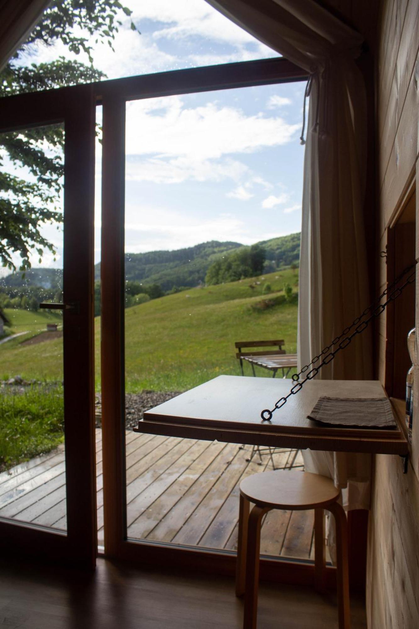Hiska-Glamping Hotel Ajdovščina Екстериор снимка